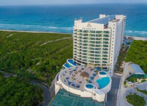 Seadust Cancun Family Resort