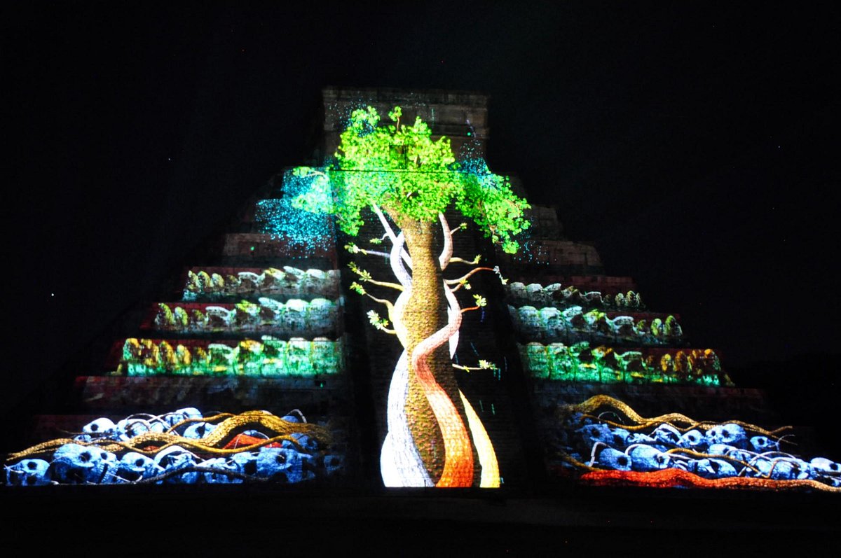 Entrada para Chichén Itzá de noche