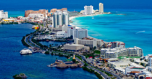 como trasladarse del aeropuerto de cancun a zona hotelera